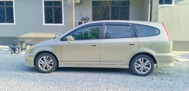 Honda STREAM 2.0 RN3 (A) Type is - 5