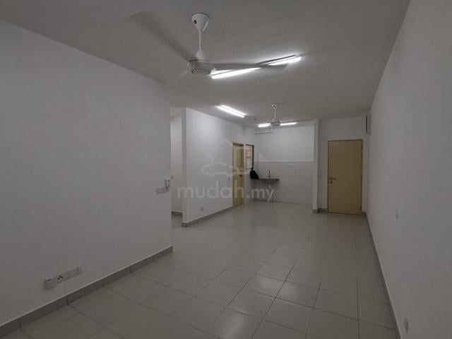 De Bayu Apartment 3