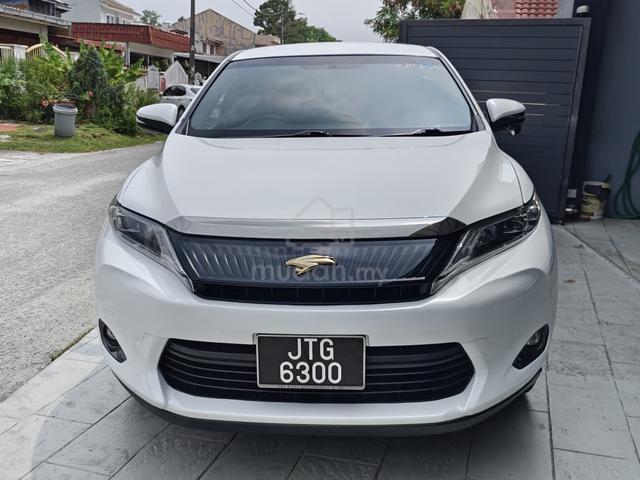 ON THE ROAD 2015 Toyota HARRIER 2.0 - 4