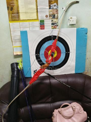 recurved bow  - photo 3 of 4