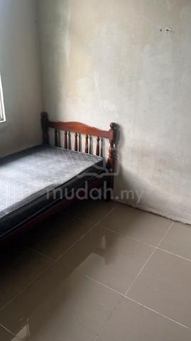 Bilik Sewa Fully Furnish with Wifi 100mbps. Daisy Apartment 1