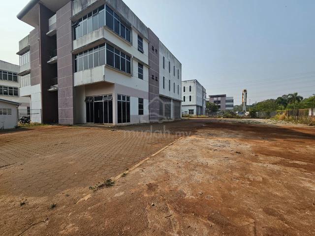 I-Parc Tanjung Pelepas Gelang Patah, Light Corner Semi D Factory Rent 1