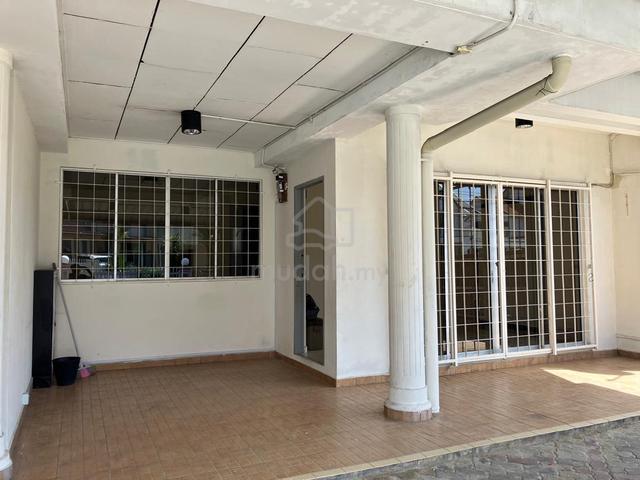 Taman Iramanis 2 Storey Intermediate Terrace Hse for Sale 1
