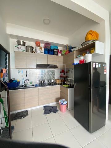 Seri Austin Residence Luxury Apartment 3