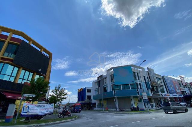 GOOD LOCATION - CORNER SHOP - Bandar Seri Putra, Bangi 1