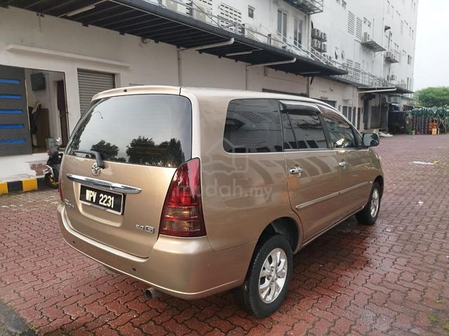 2007 Toyota INNOVA 2.0 G (A)1 owner car t top - 5
