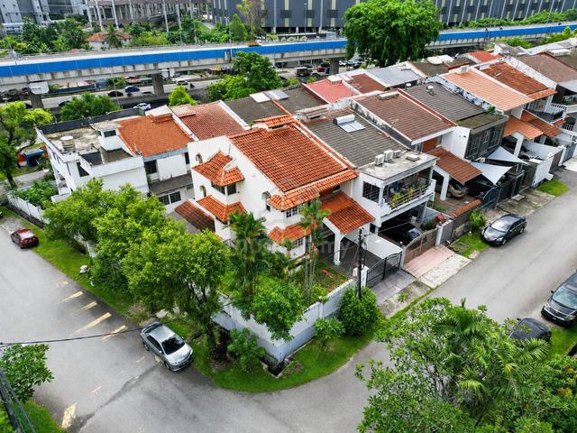 CORNER LOT 2.5 STOREY TERRACE UKAY HEIGHTS AMPANG SELANGOR Facing Open 1
