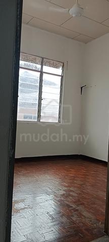 Taman Usahaniaga 1