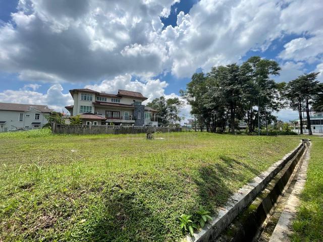Bungalow Land Corner Lot Jalan Pekaka 8/18, Seksyen 8 Kota Damansara 1