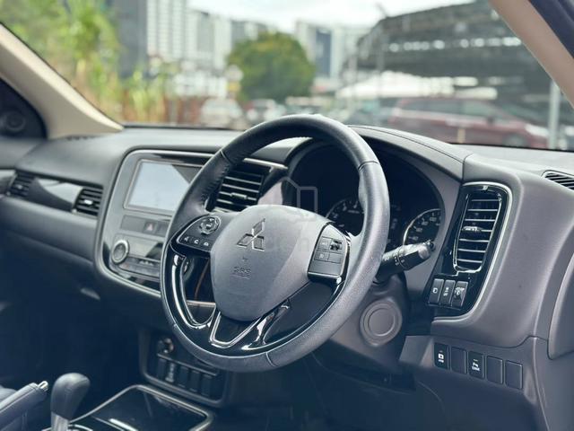 2021 MITSUBISHi OUTLANDER 2.0🏆FULL SERVICE REKOD - 3
