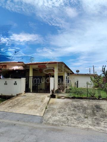 Single Storey Terrace Corner at Moyan, Batu Kawa Kuching 1