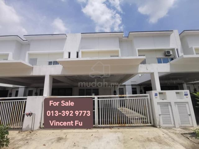 2 Storey Superlink House, Suriaman 3, Bandar Sri Sendayan for sale 1