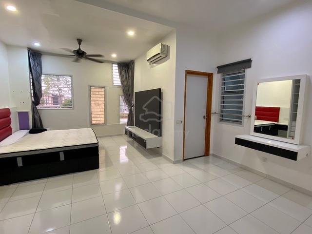 Elata Haven ，Setia Tropika 4bed 3bath 1
