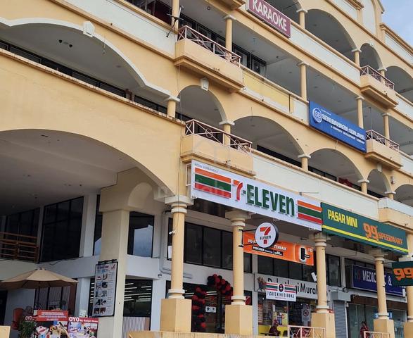 Eden Parade shop lot main road with lift access opp Shangri-La 1