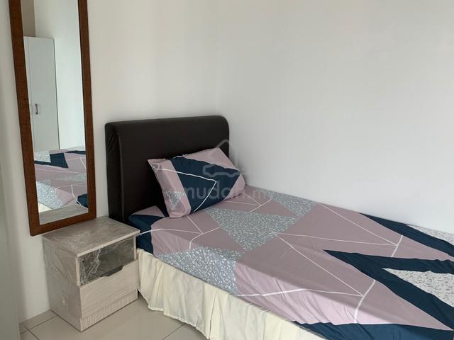 Comfortable Female Room with Balcony in Prime Location 1
