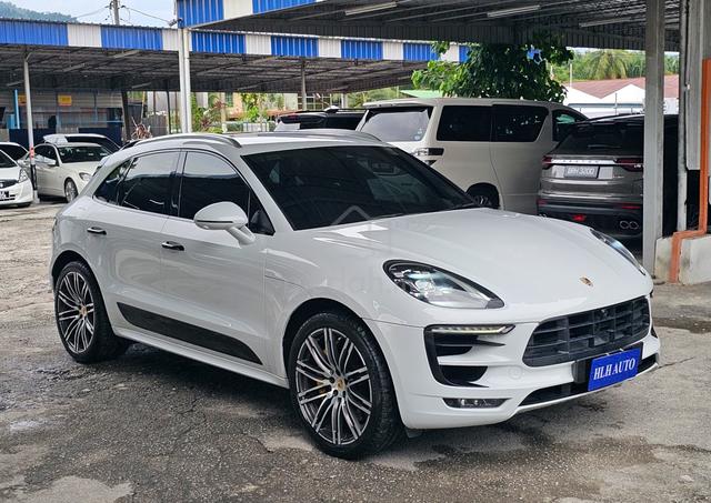 2017 Porsche MACAN 3.0 GTS (A) - 2