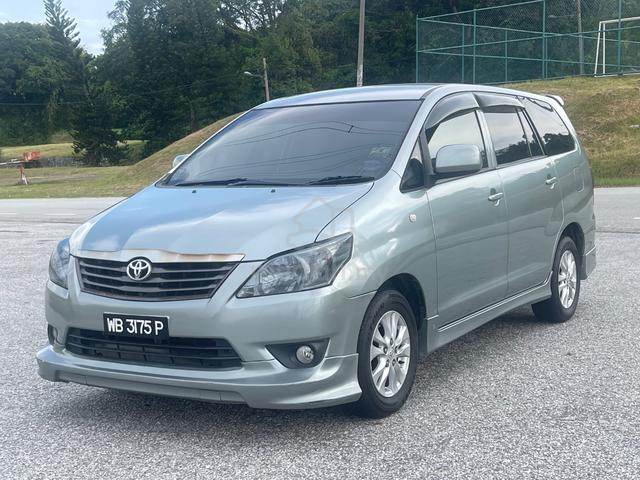 Toyota innova 2.0 e year 2015 - 2