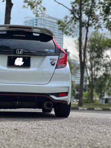 2015 Honda JAZZ 1.5 V (A) - 3