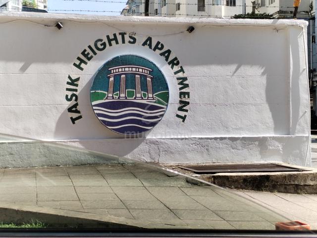 Tasik Heights Apartment 1