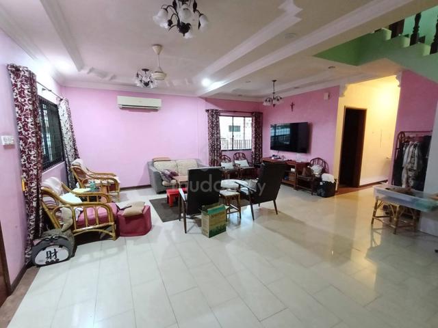 For Sale...kingfisher raja Udang terrace corner lot 1