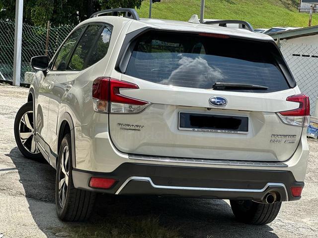 REG 2020 Subaru FORESTER I-S EYESIGHT LOW MILEAGE - 4