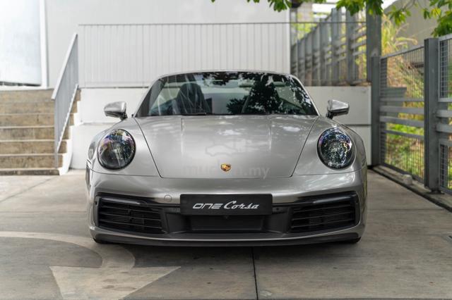 Porsche 911 Carrera 4S Cabriolet 2020 Agate Grey - 4