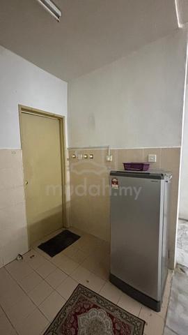 Residensi Warnasari 3 1