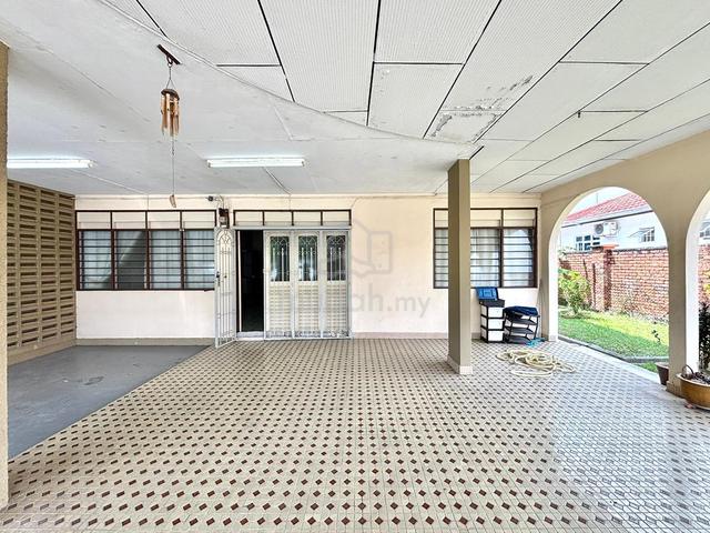 Single Storey Semi-D Taman Pantai Batu Pahat Johor 1