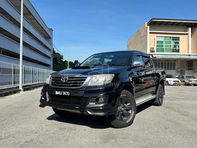 2015 Toyota HILUX 3.0 TRD SPORTIVO (A) - 1