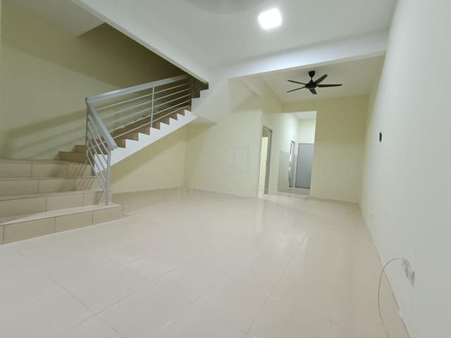 GOOD CONDITION 2 STOREY HOUSE HULUBALANG near TAMIL School 1