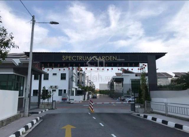 (👍👍👍 Must Buy 👍👍👍) New Unit Spectrum Garden Gated & Guarded 1