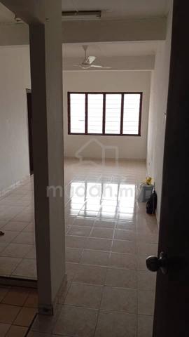 Sri Dahlia Apartment 1