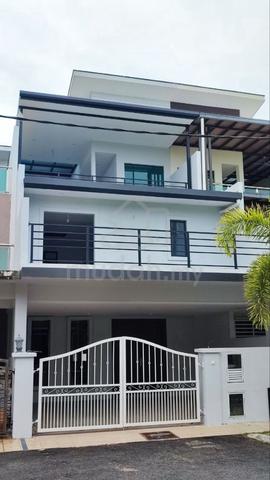 RENOVATED 2.5 Storey House Taman Limbingan Indah Kota Laksamana Melaka 1
