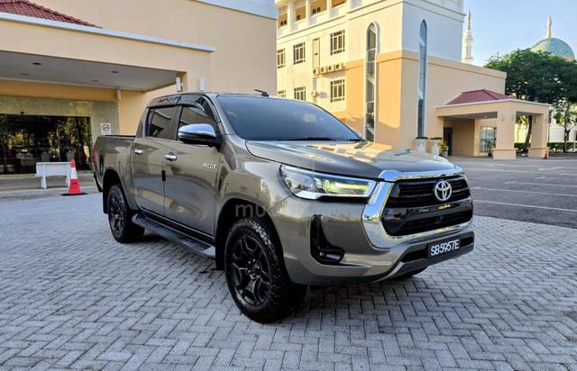 2021 Toyota HILUX 2.4 V (A) - 4