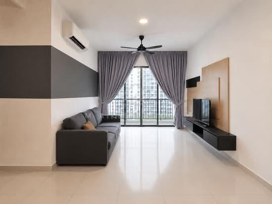 KL Traders Square Residences 1