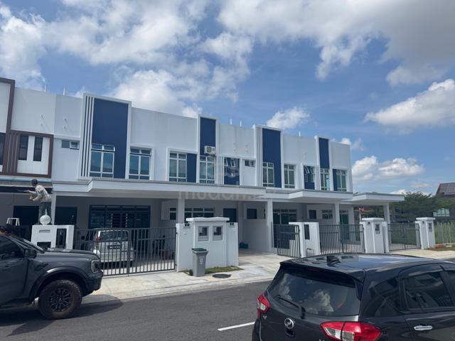Dato Onn 14 Double Storey Brand New Near Shop 1