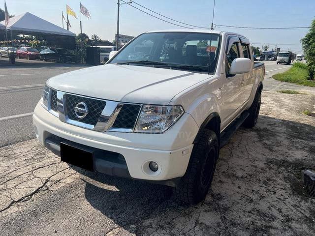 Nissan NAVARA 2.5(M)SE D-40 DCI 6-SPD 4X4 pickups - 1