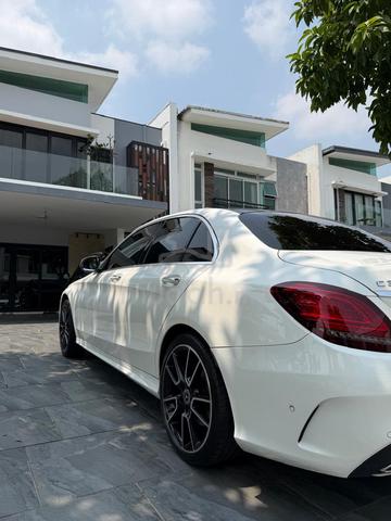 2019 Mercedes Benz C-CLASS 2.0 300 AMG LINE (CKD) - 2