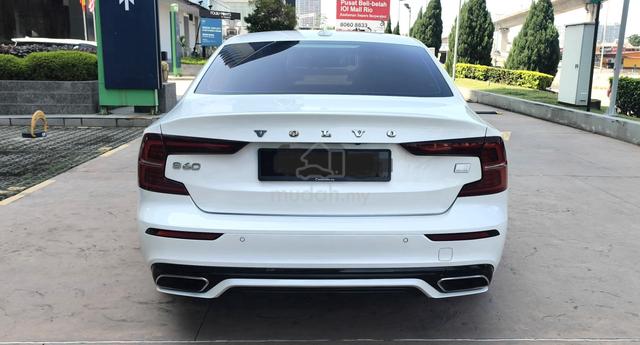 Volvo S60 T8 R-DESIGN 2.0L (A) full loan cash out - 4