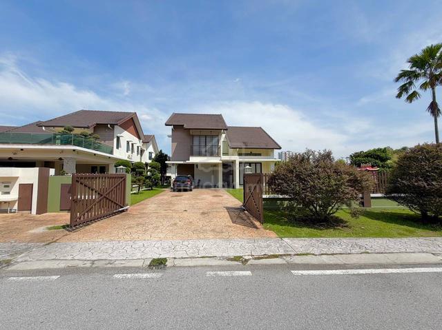 CORNER LOT Double Storey Bungalow Laman Permai Subang Bestari 1