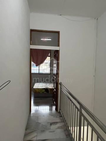 Taman desa murni sungai dua bw , 2 storey terrace Houses For Rent 4