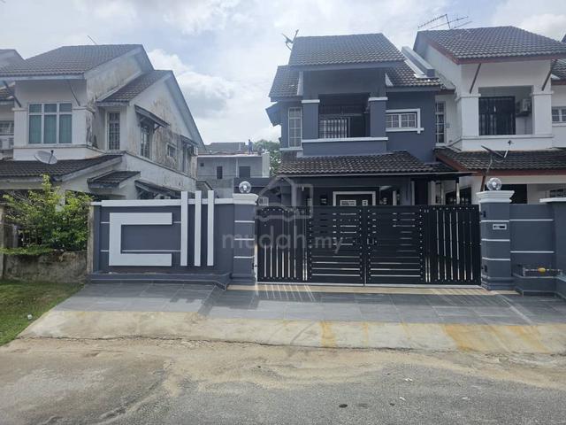 Double storey end with Land @Taman Bukit indah 1