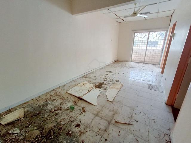 Kota Laksamana Utama Apartment 1