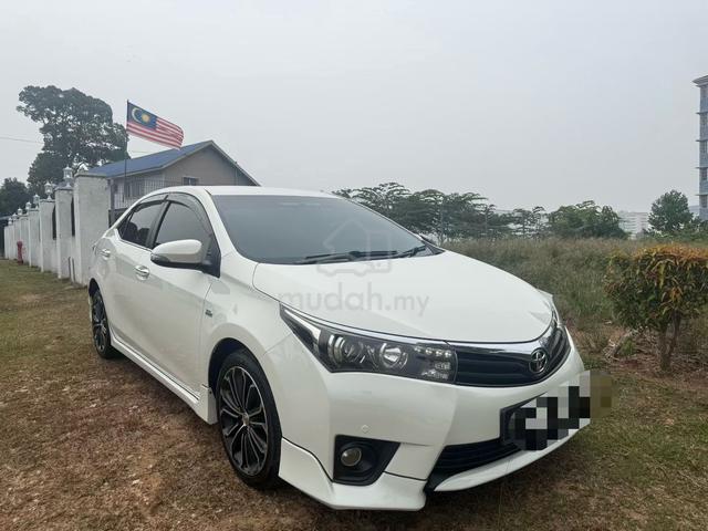 Toyota Altis 2.0 - 1