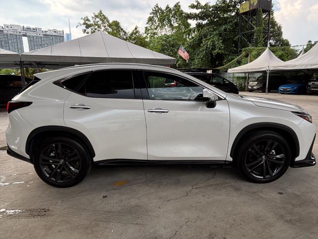 2023 Lexus NX 250 2.5 LUXURY (A) Mark Levinson - 5