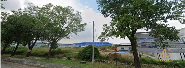 Kota Kemuning 1.5 Acres Industrial Land Flat Land With Fencing 1