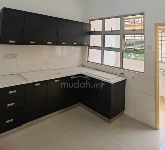 Double Storey House Indah Elite Kota Kemuning Utama Unfurnish NewPaint 1