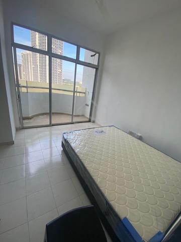 Cheap Master Room For Rent 2