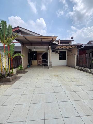 For Rent Taman Rinting @ Jalan Geharu @ Single Storey House 1