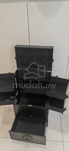 make up bag 专业多层大容量拉杆化妆箱铝合金纹绣美甲工具箱跟妆师外出专用箱 - photo 2 of 5